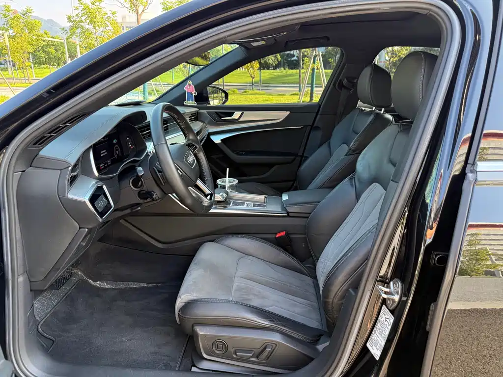 Audi A6L — миниатюра 10