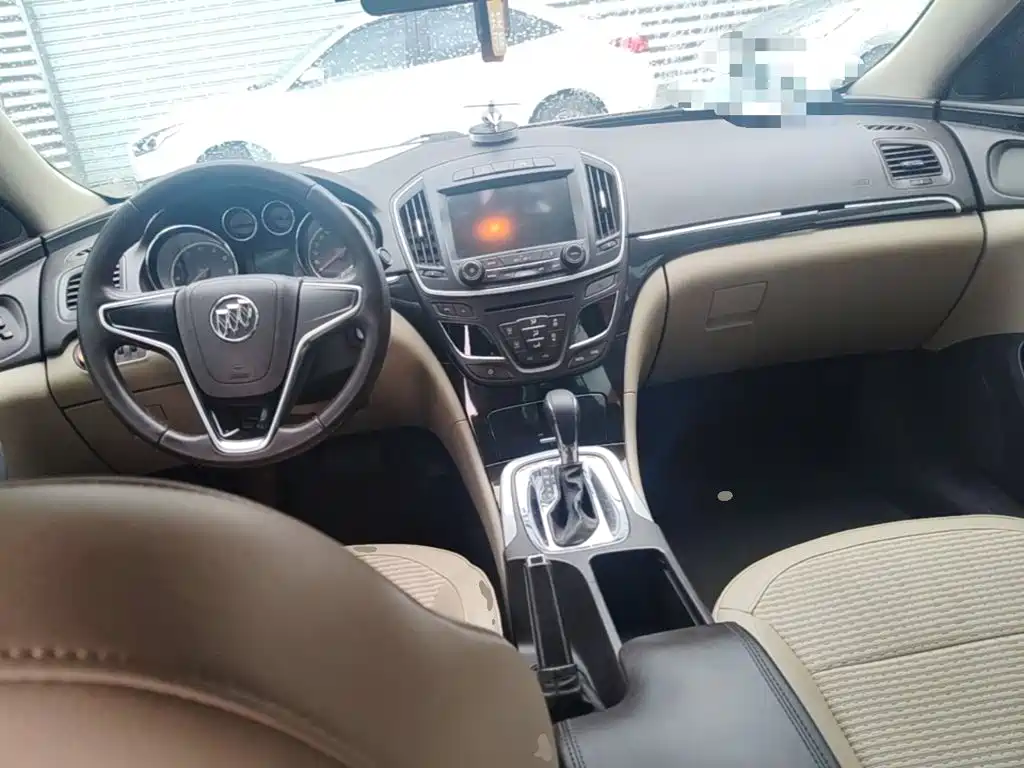 Buick Regal 2014 2.0L Lead Fashion