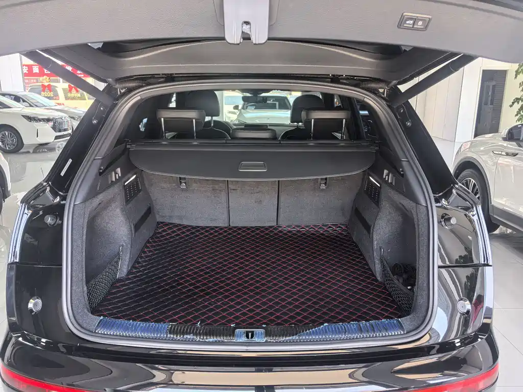 Audi Q5L 2020 40 TFSI Fashion