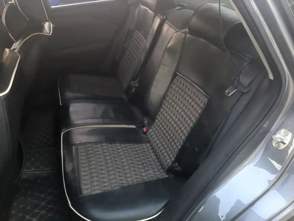 Chevrolet Monza — миниатюра 13