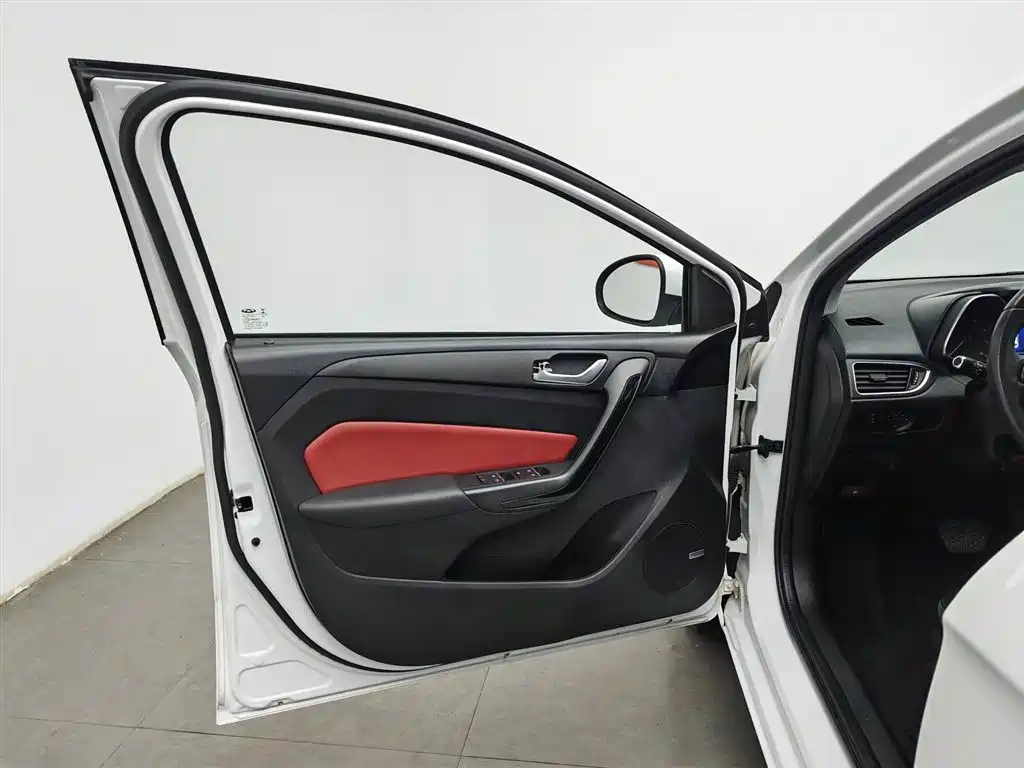 Chery Arrizo 5 5 2017 SPORT 1.5T CVT Luxury