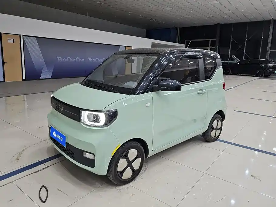 Wuling MINIEV