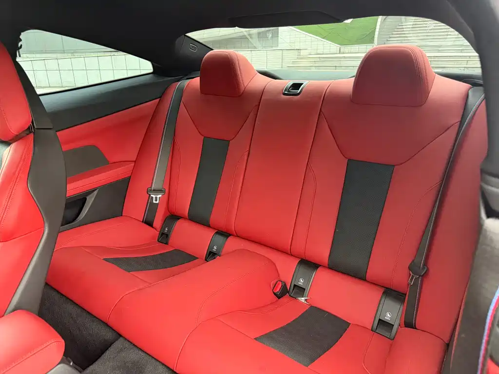 BMW M4 2023 M4