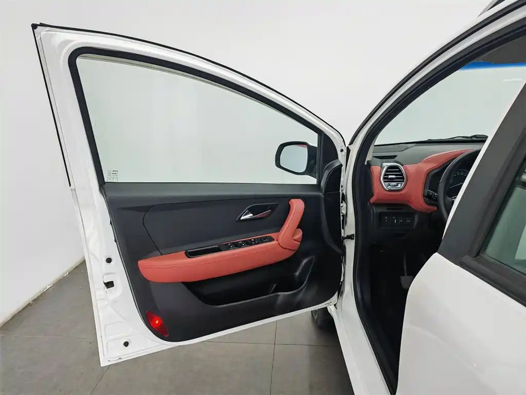 JAC S2mini 2017 1.3L Sport