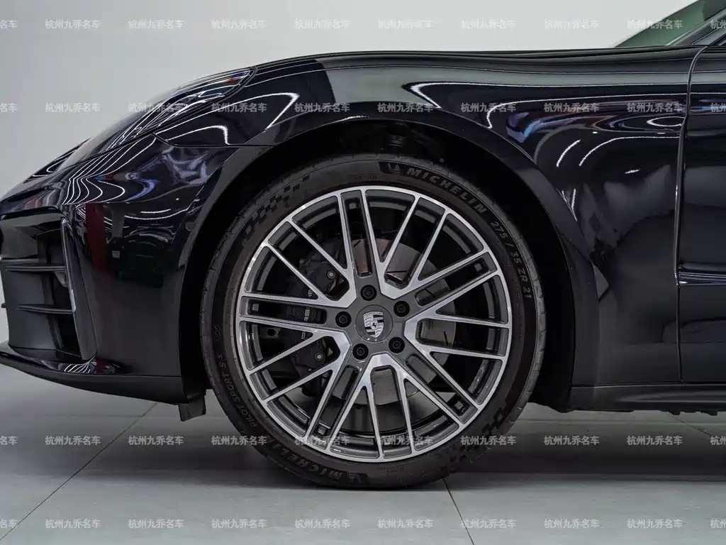 Porsche Panamera — миниатюра 9