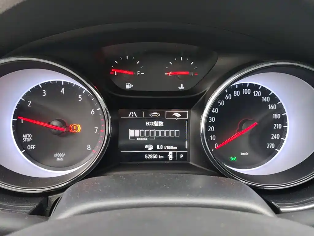 Buick Verano — миниатюра 12