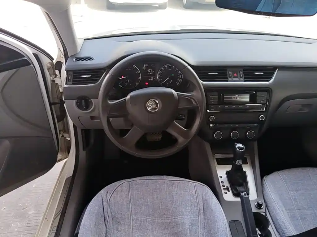 Skoda Octavia — миниатюра 15