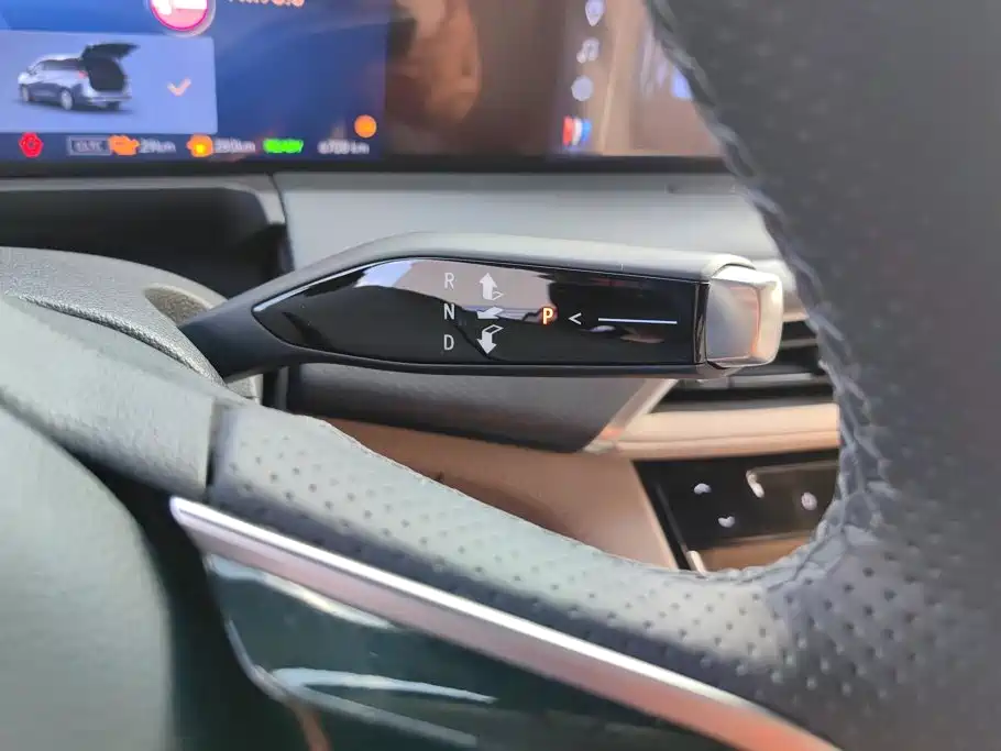 Buick GL8 Hybrid — миниатюра 16