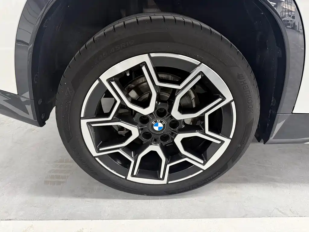 BMW X1 — миниатюра 14
