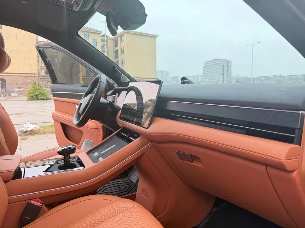 AITO ASK THE WORLD M7