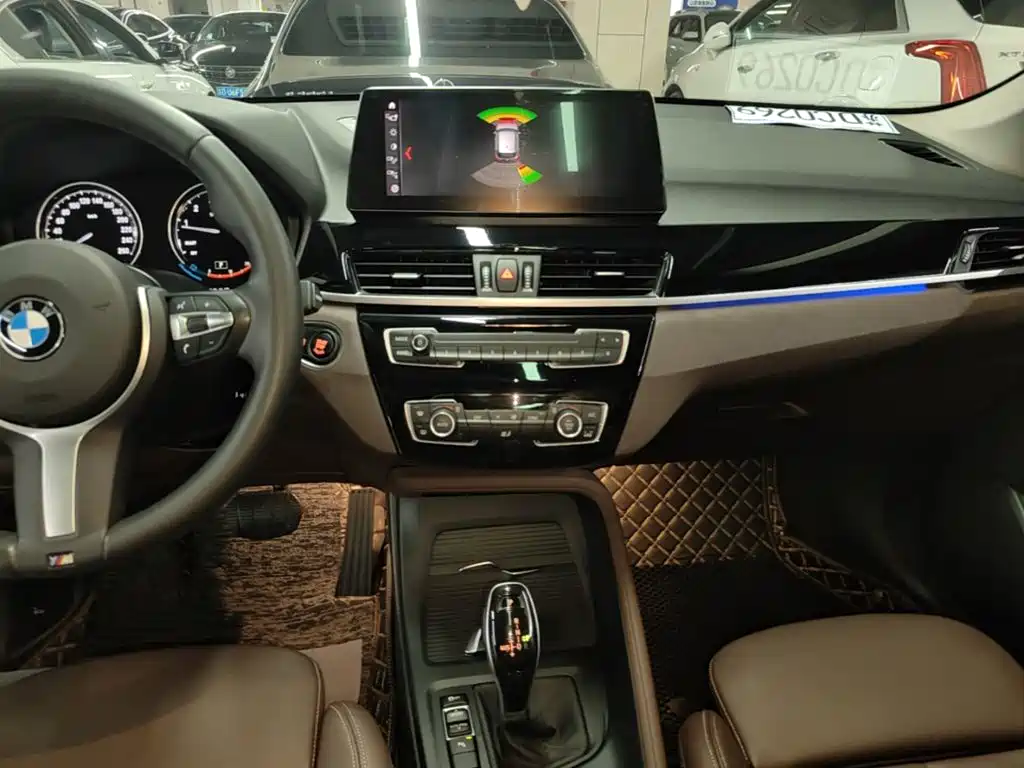 BMW X1 — миниатюра 13