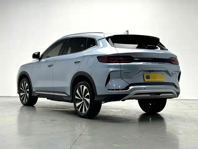 BYD PLUS New Energy — миниатюра 7