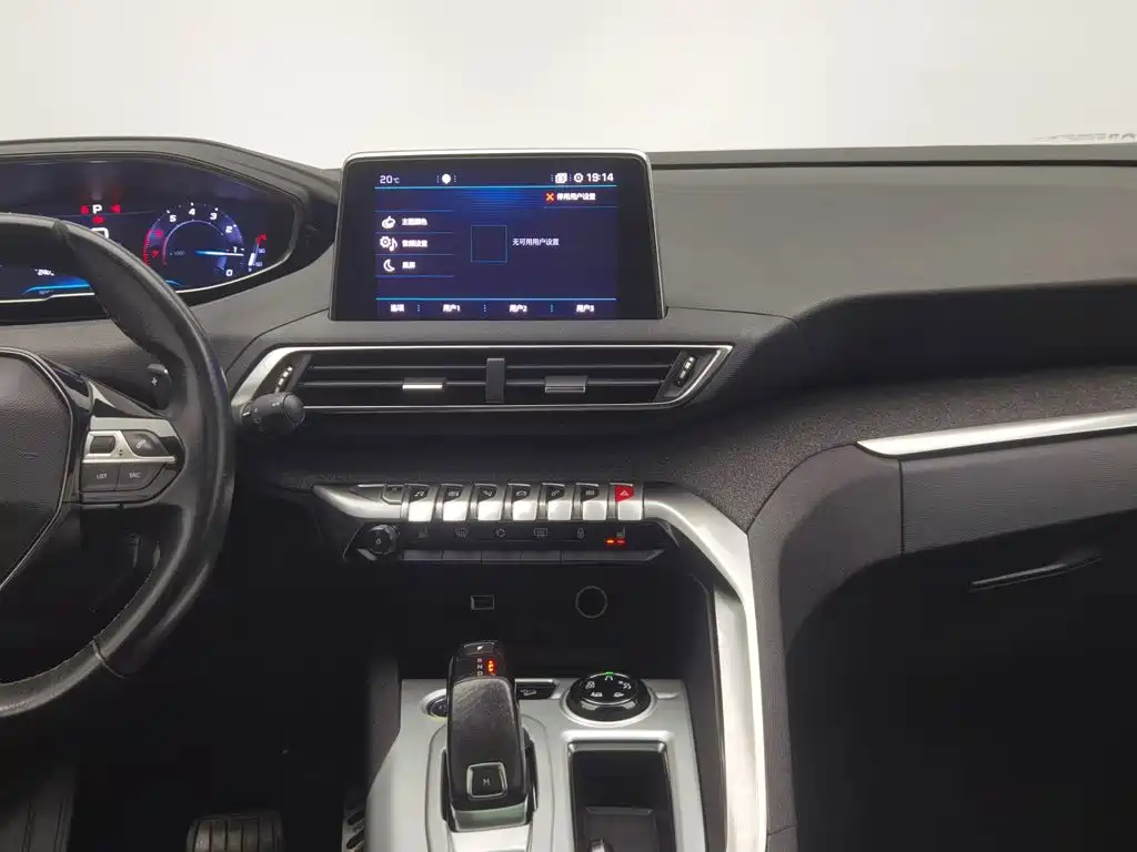 Peugeot 5008 — миниатюра 12
