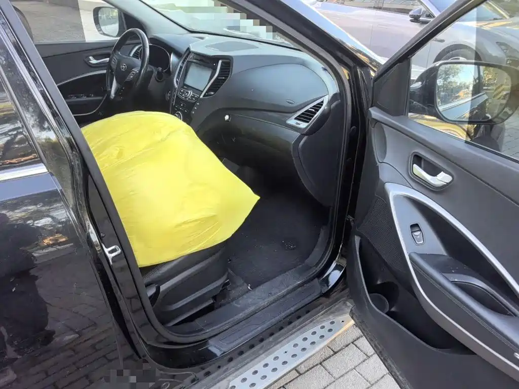 Hyundai Santa Fe — миниатюра 18