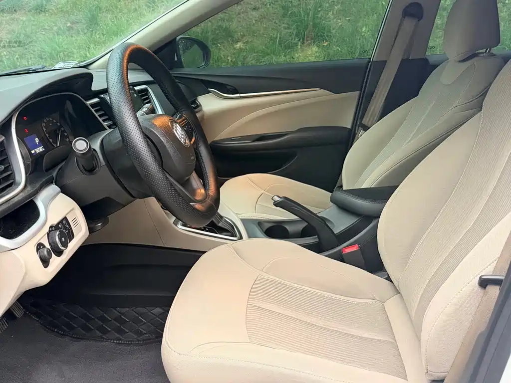 Buick Excelle — миниатюра 6