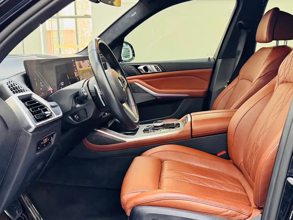 BMW X7 — миниатюра 5