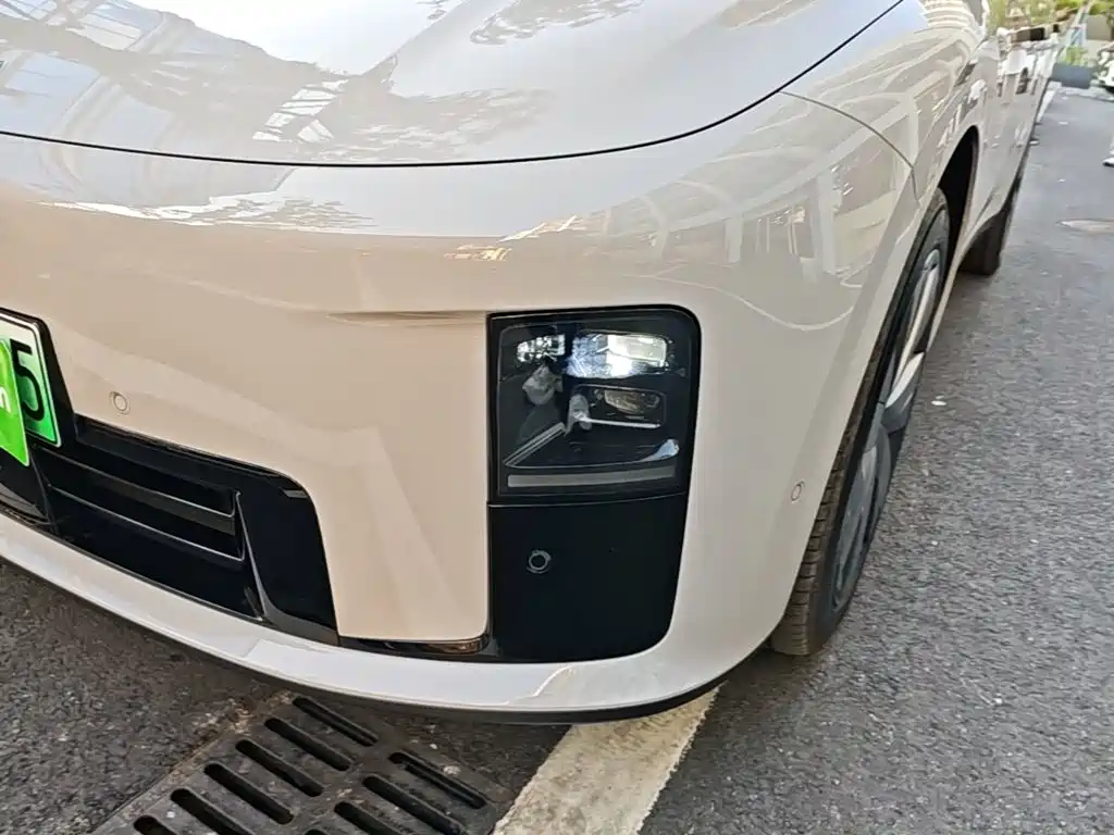 Li Auto Li i8 — миниатюра 24