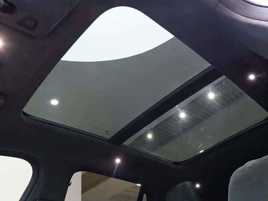 NIO ES8 — миниатюра 24