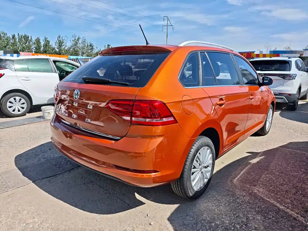 Volkswagen Santana — миниатюра 7