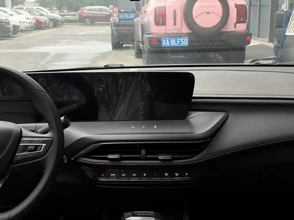 Buick Verano — миниатюра 11