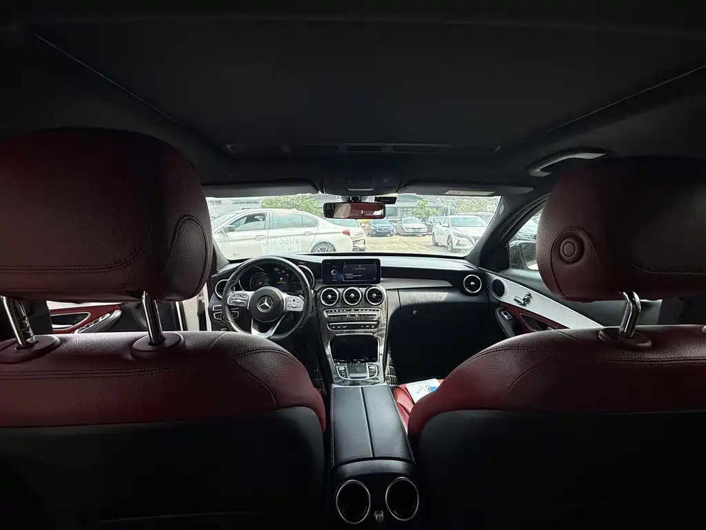 Mercedes-Benz C-Class — миниатюра 4