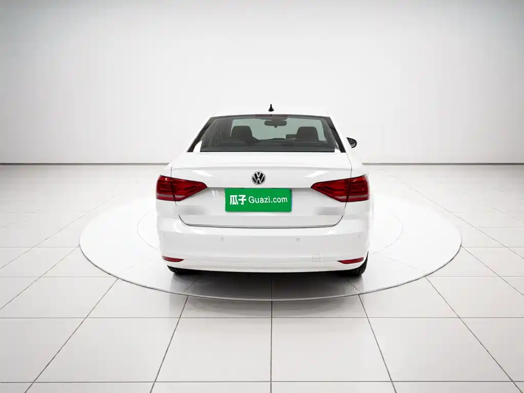Volkswagen Lavida — миниатюра 5