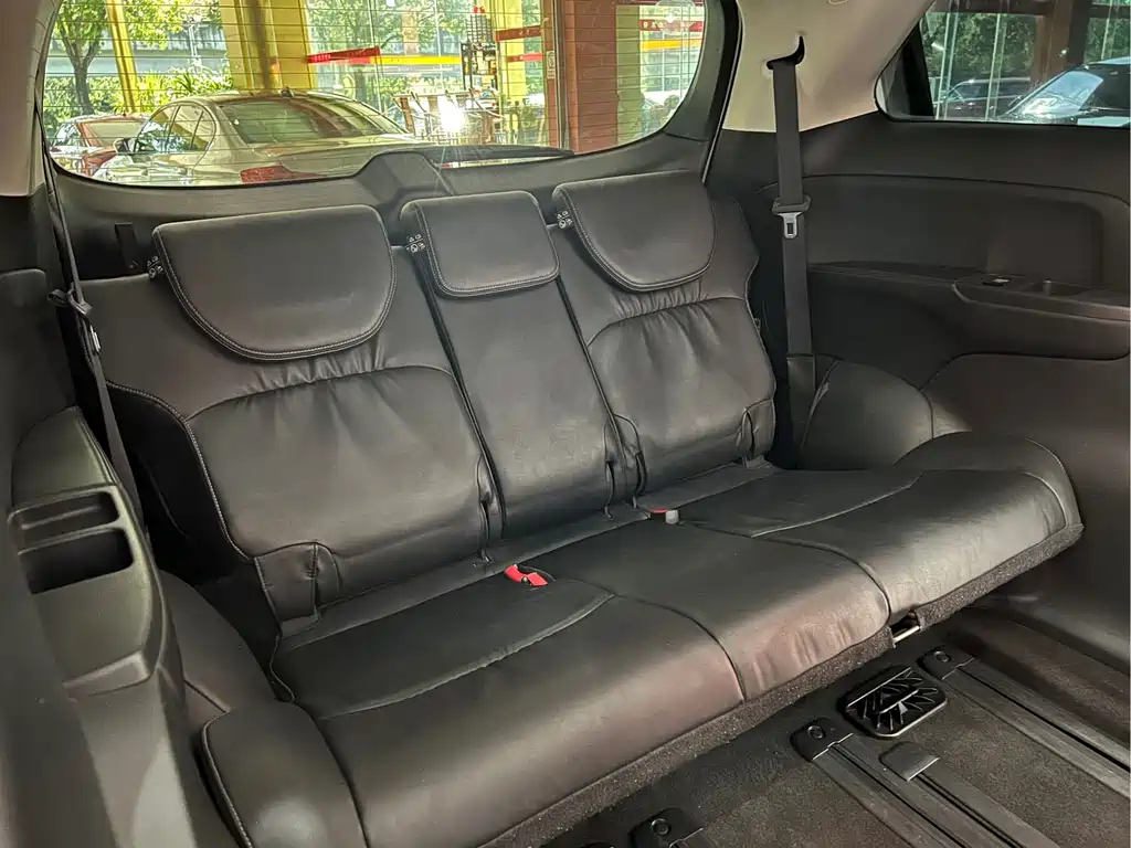 Honda Elysion — миниатюра 11
