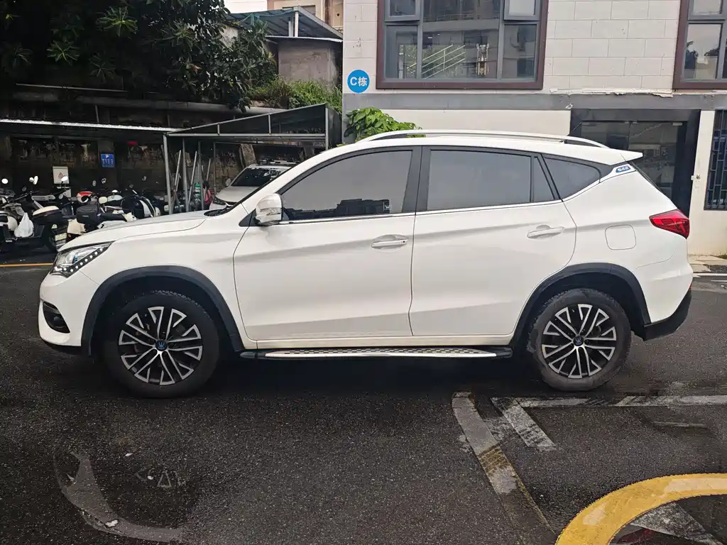 BYD Song 2017 DM 1.5TID Luxury