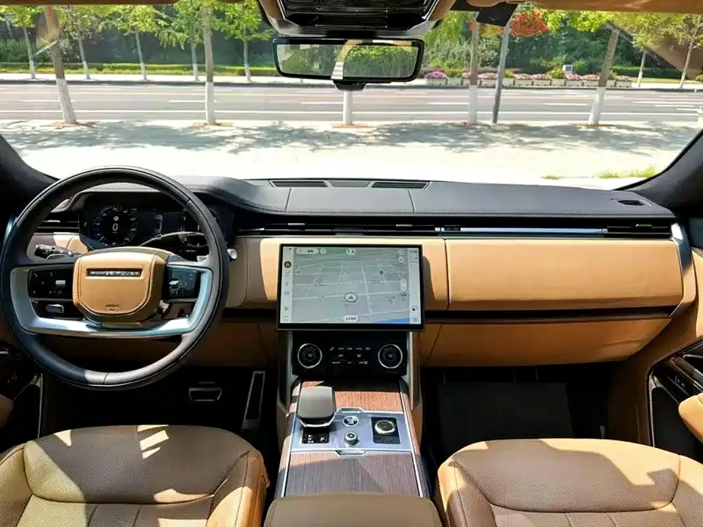Land Rover Range Rover — миниатюра 4
