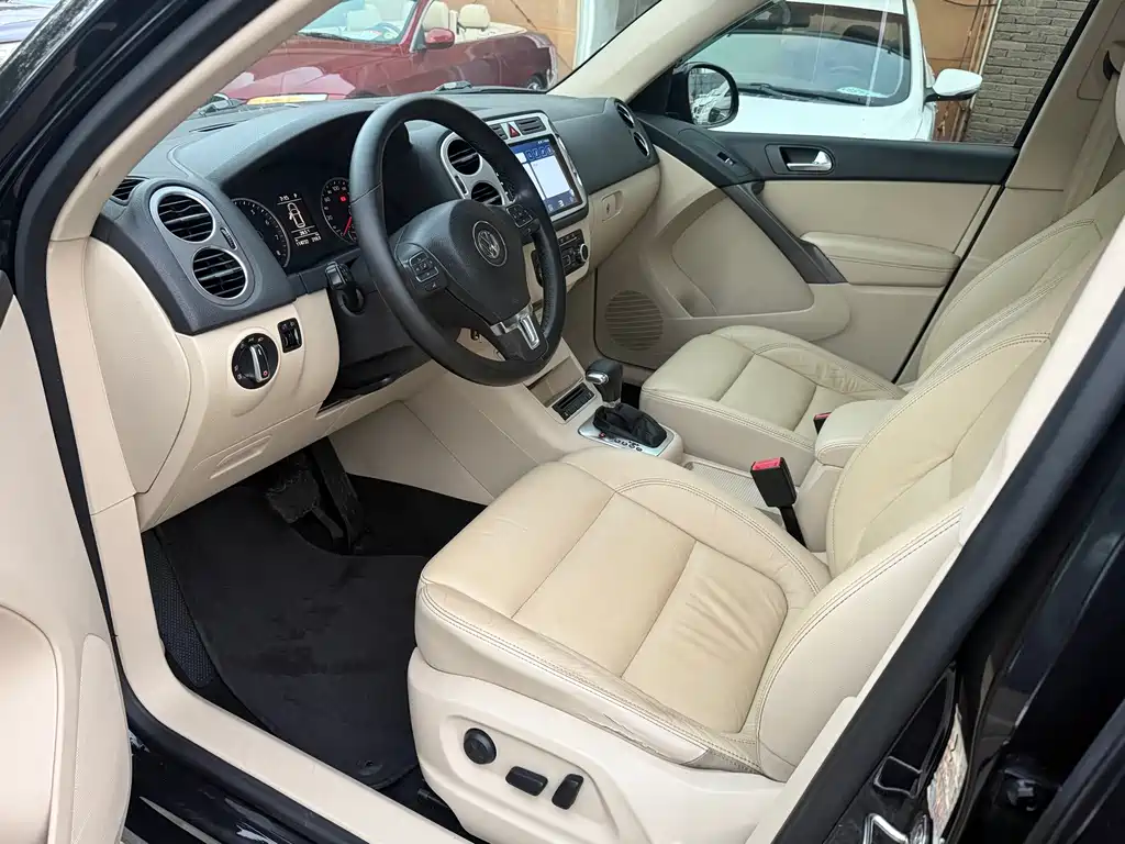 Volkswagen Tiguan — миниатюра 6