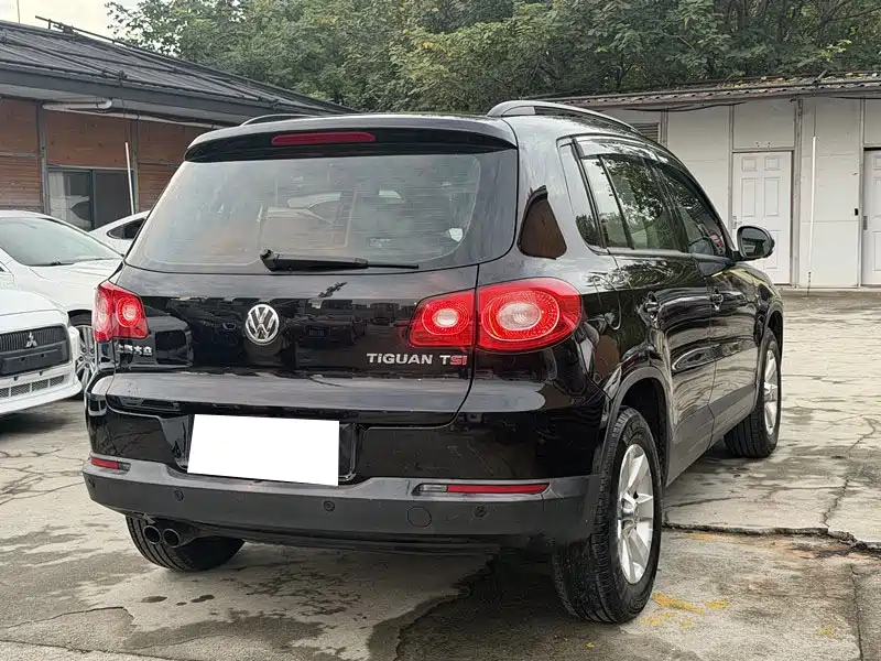 Volkswagen Tiguan — миниатюра 11