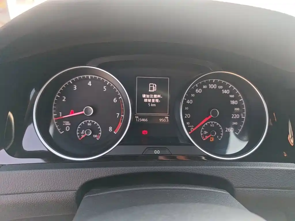 Volkswagen Golf — миниатюра 12