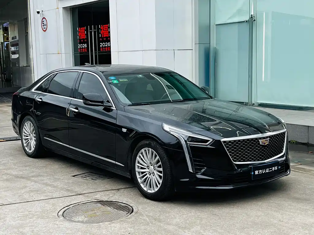 CADILLAC CT6