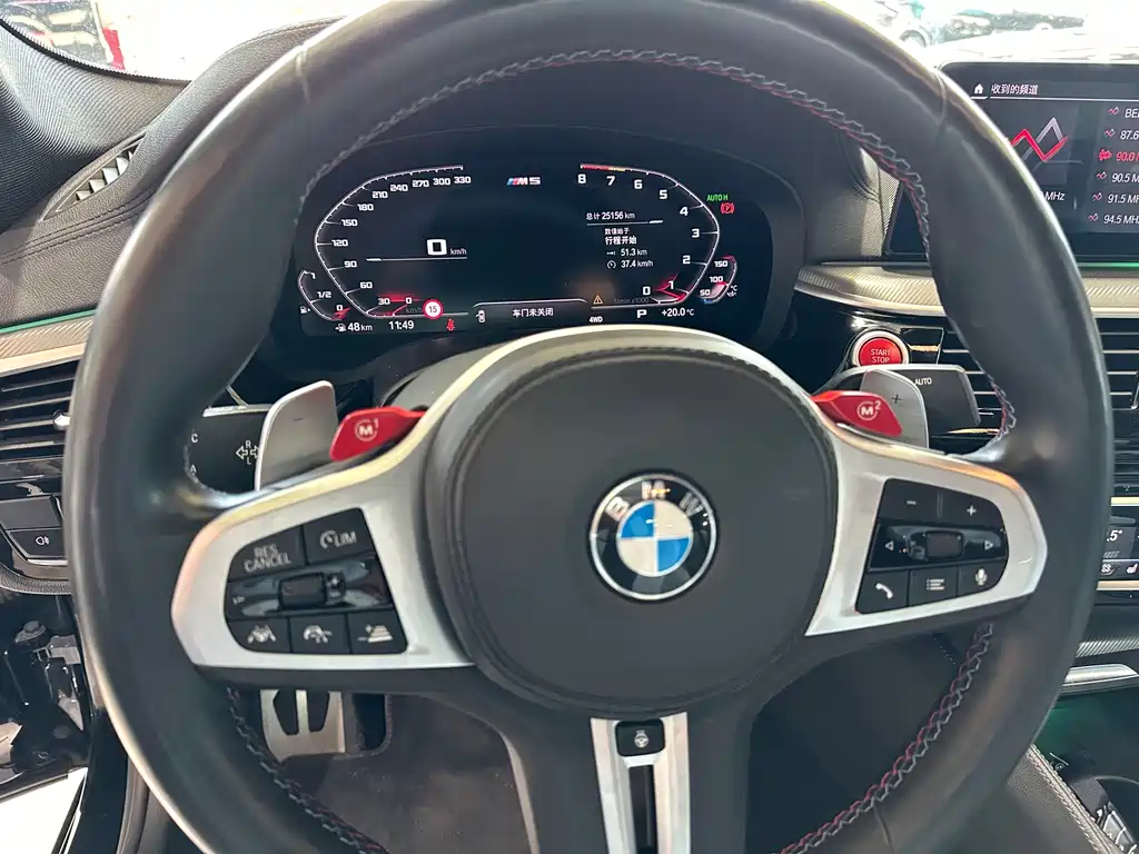 BMW M5 — миниатюра 8