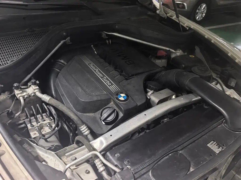 BMW X5 (Import) — миниатюра 7