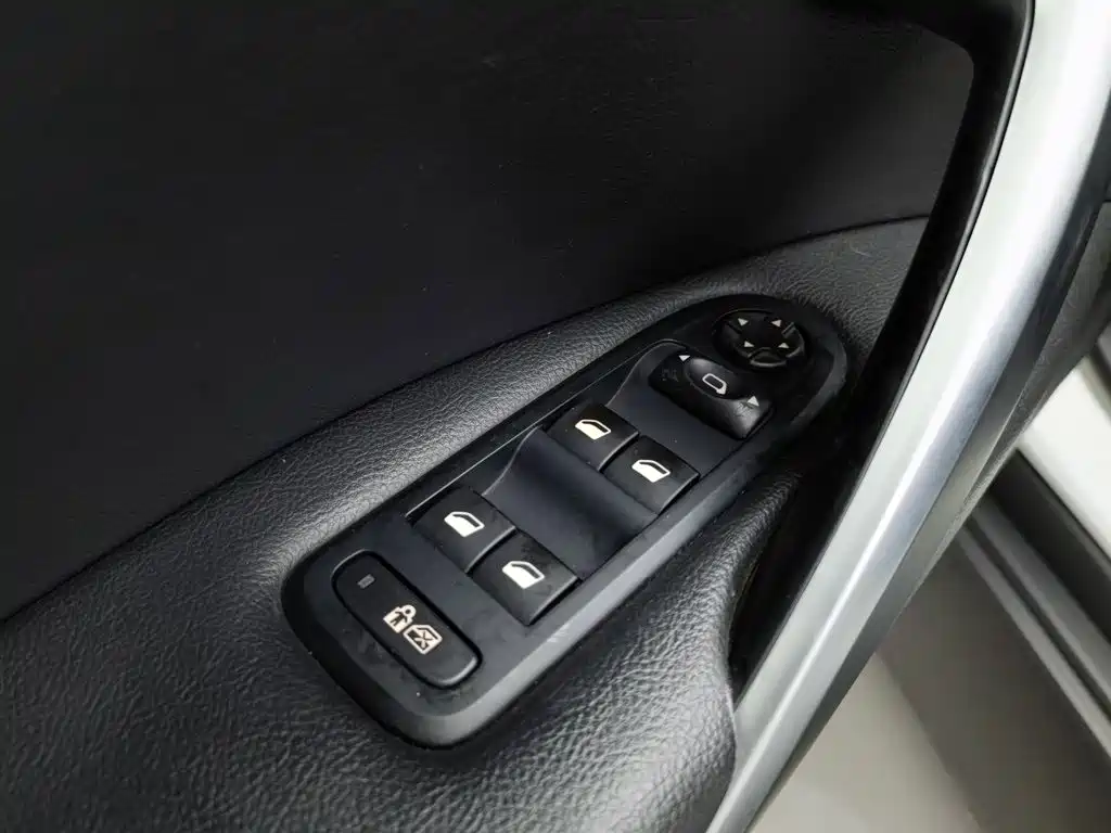 Citroen C5 — миниатюра 9
