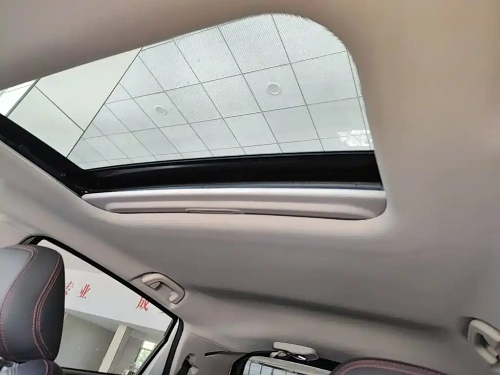Geely Vision X3 — миниатюра 18