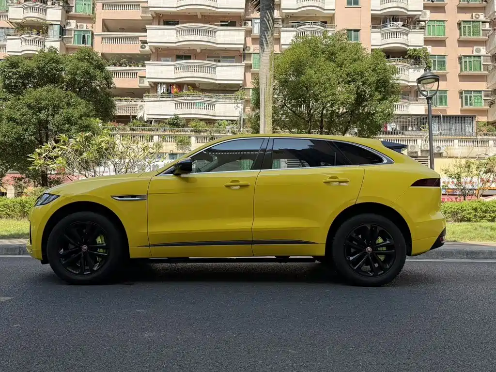Jaguar F-PACE — миниатюра 4