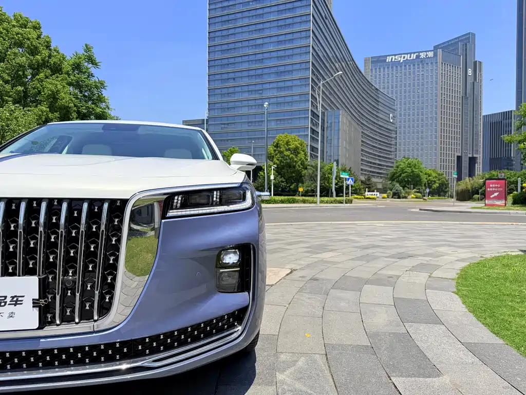 Hongqi H9 2022 3.0T H9+