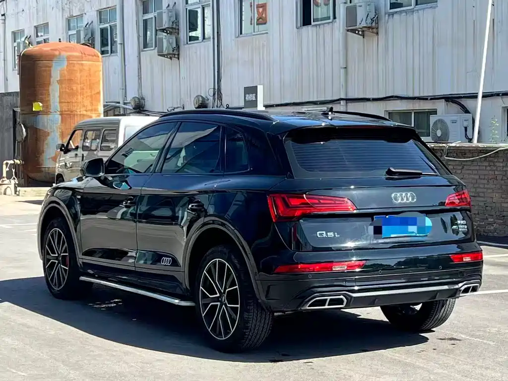 Audi Q5L — миниатюра 7