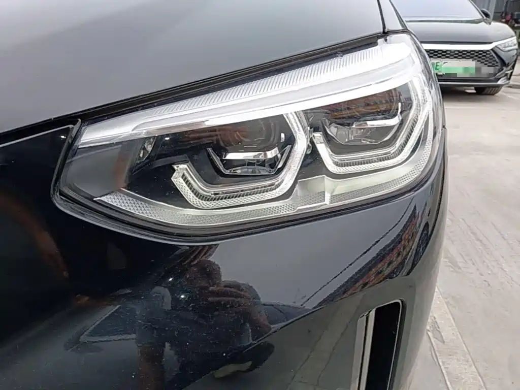 BMW iX3 — миниатюра 24