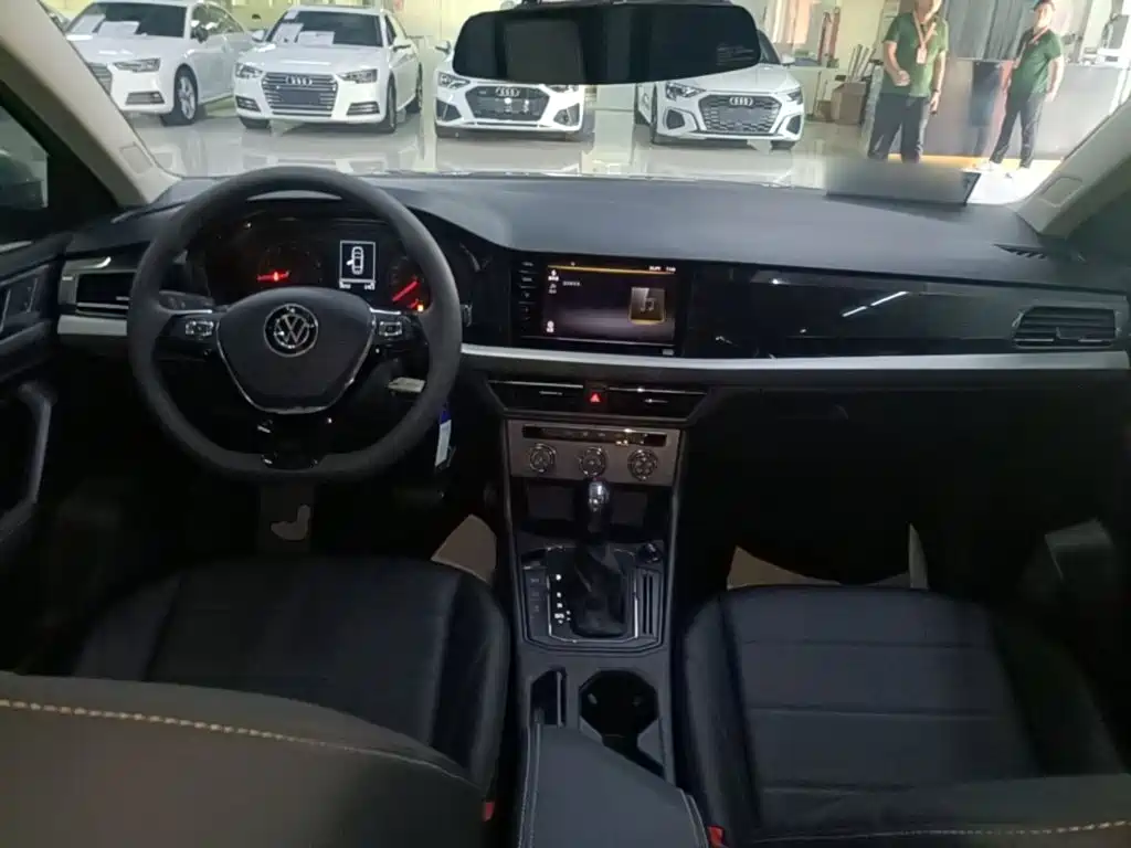 Volkswagen Lavida — миниатюра 10