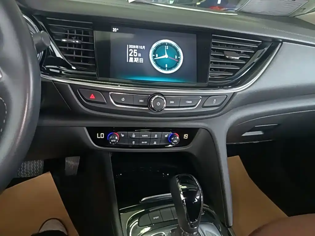 Buick Regal — миниатюра 13