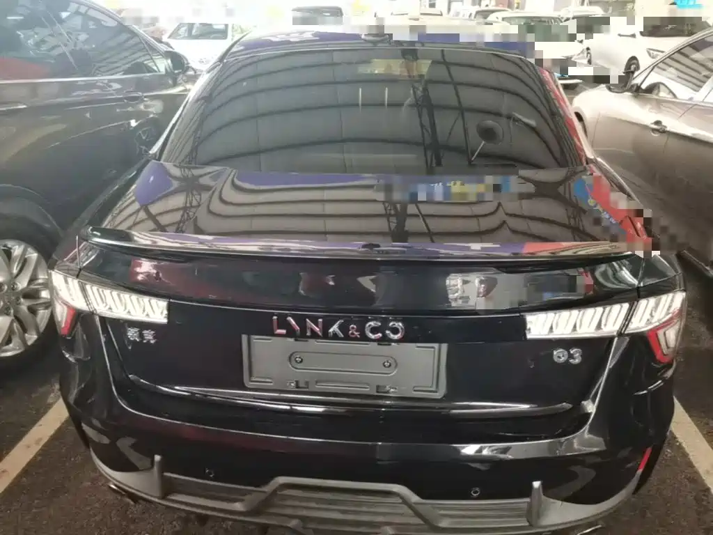 Lynk & Co 03 — миниатюра 6