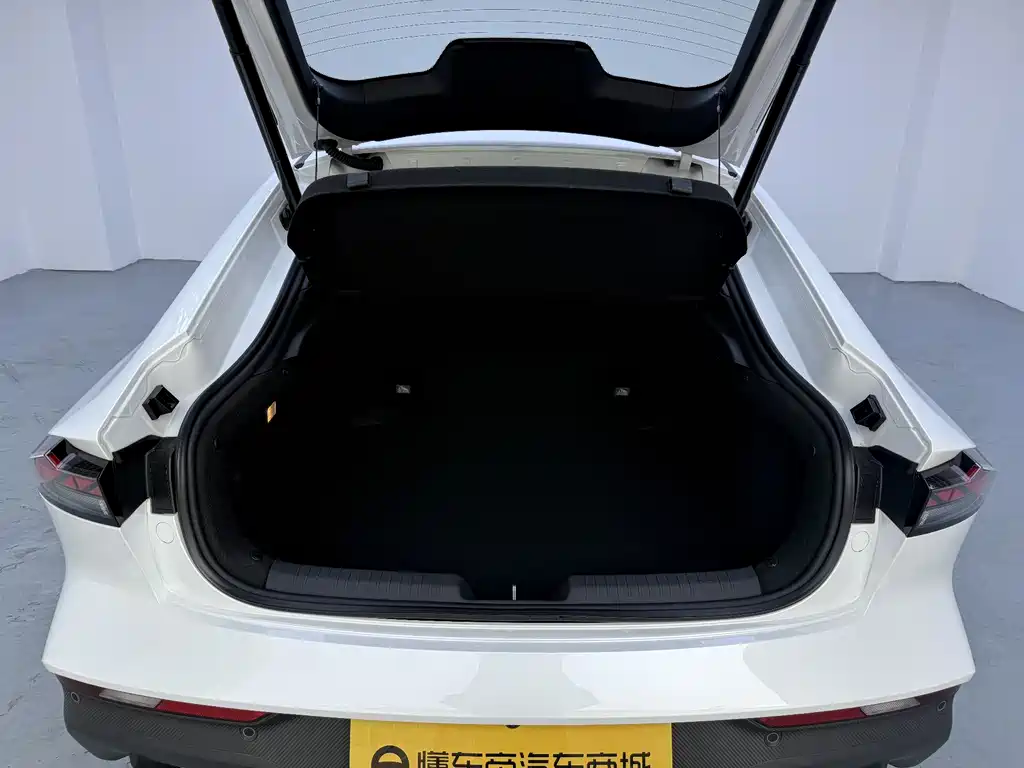 CHANGAN UNI V SMART IDD