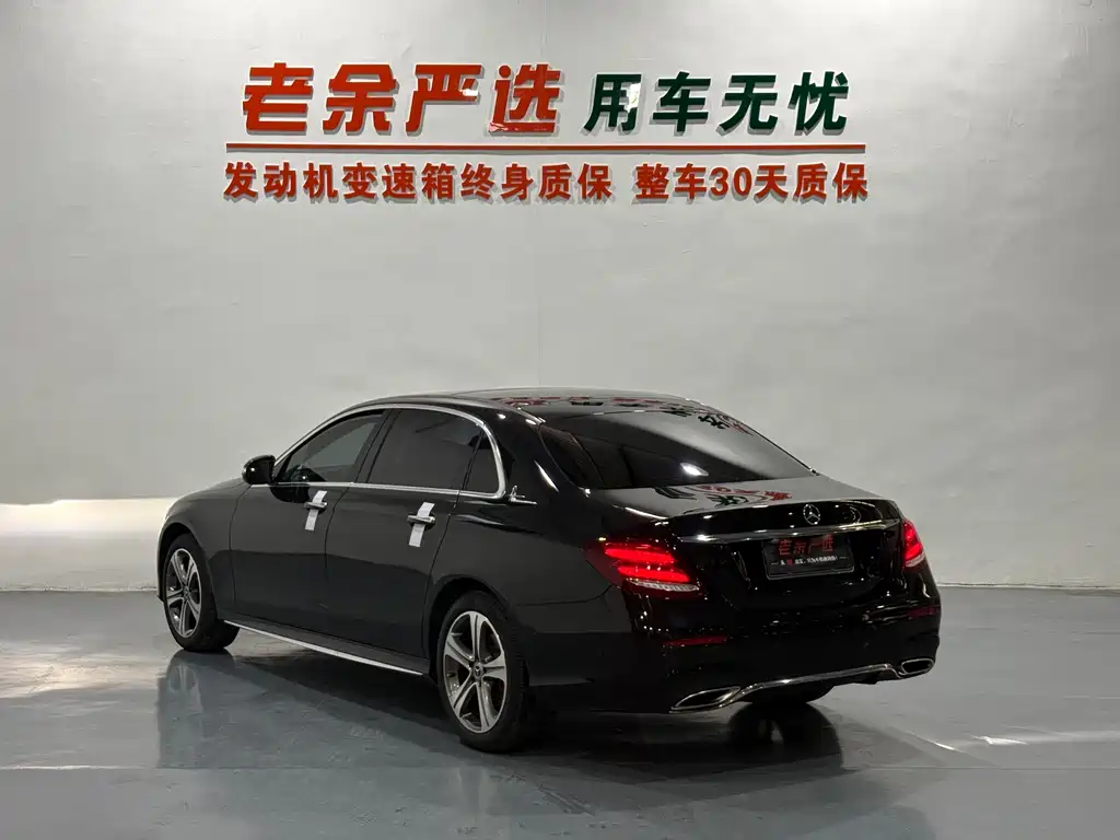 Mercedes-Benz E-Class — миниатюра 8