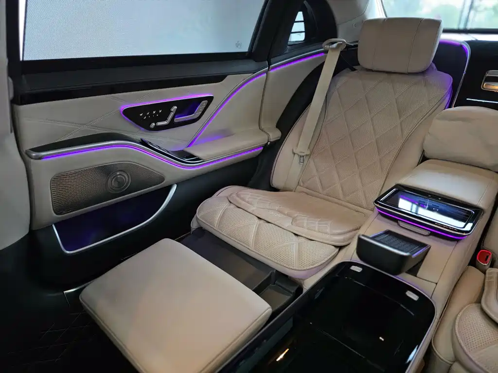 Mercedes-Benz S-Class — миниатюра 21