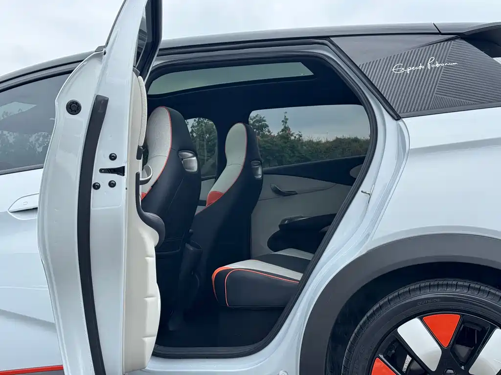 BYD Dolphin — миниатюра 9
