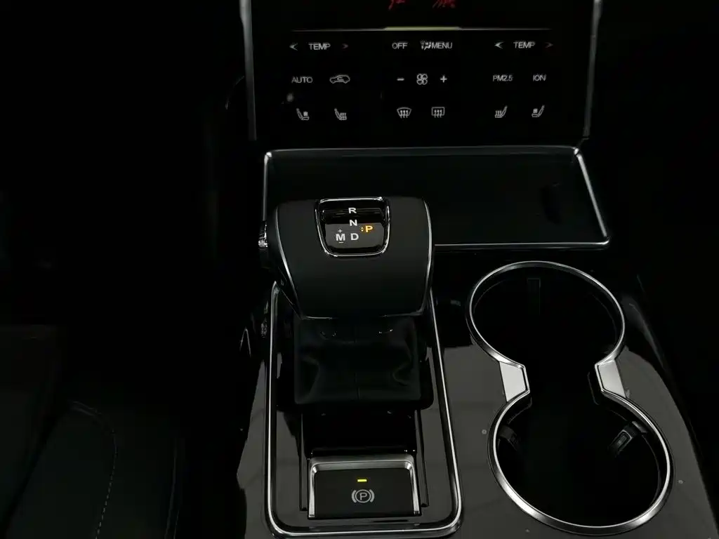 Hongqi Hongqi HS7 — миниатюра 13