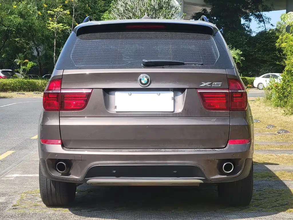 BMW X5 (Import) — миниатюра 13